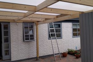 trige-serviceteam-terrasse-scaled